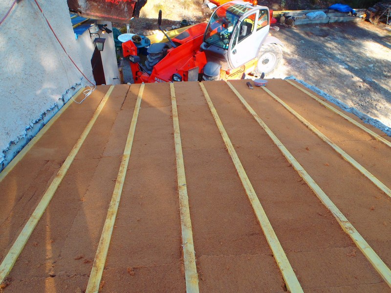 Isolation toiture en fibre de bois à Roquevaire dans le 13